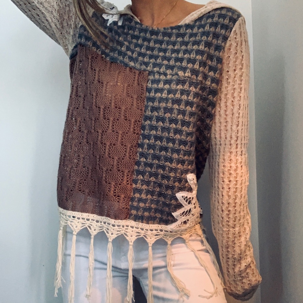 Trendy Fall pull-over!